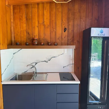 Wooden Eilin 2 Villa